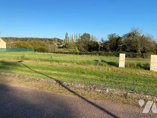 Terrain constructible à vendre 13 500 € 748 m² de terrain Rouy 58110