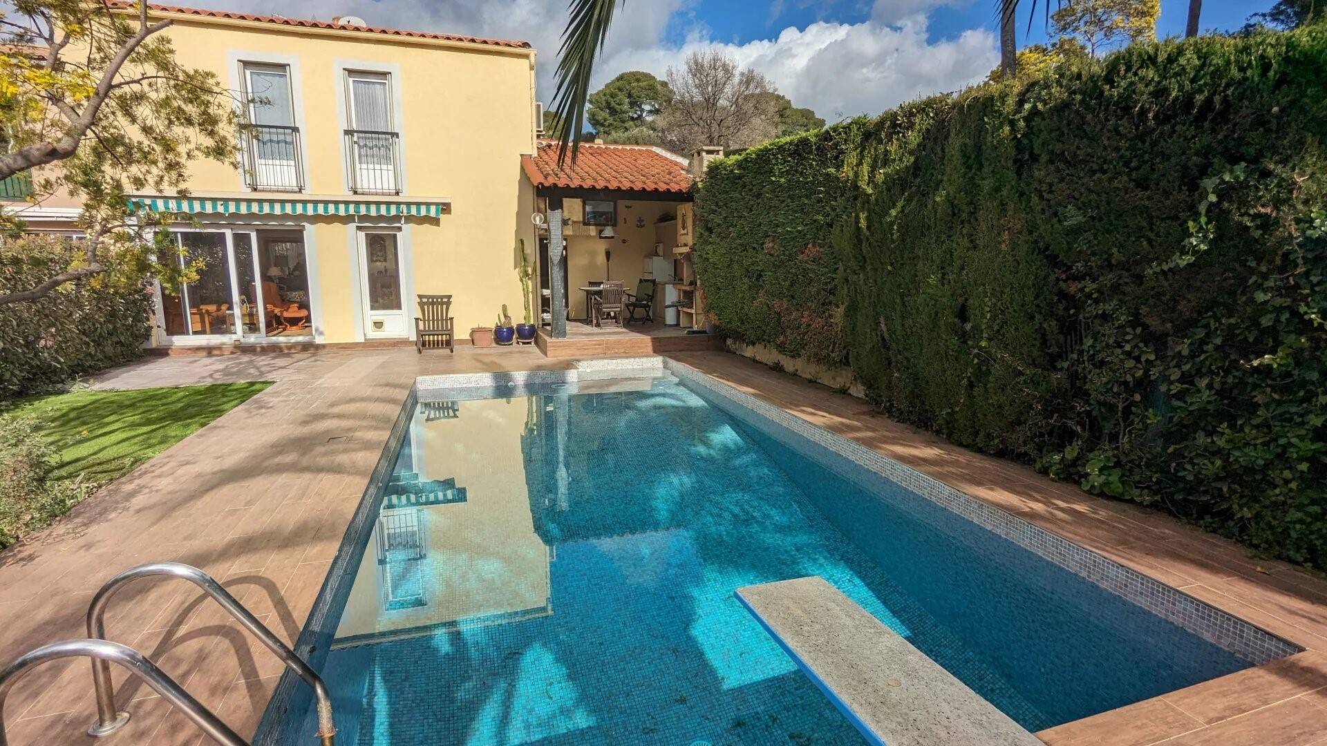 Maison à vendre, 101m², ANTIBES