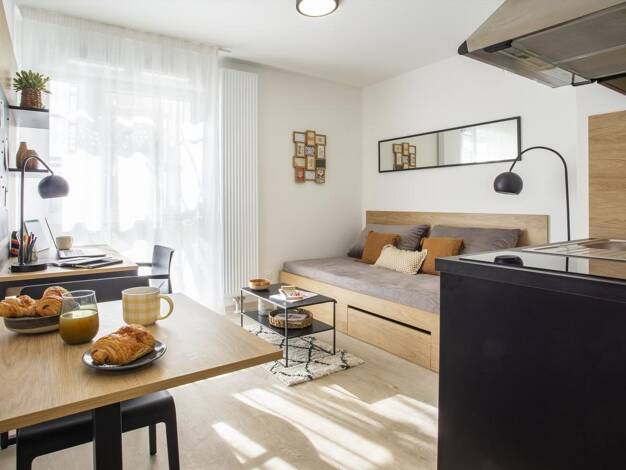 Appartement à louer - logement étudiant 666 € 1 pièce 18 m² Centre Ville-Mairie Noisy-le-Sec 93130