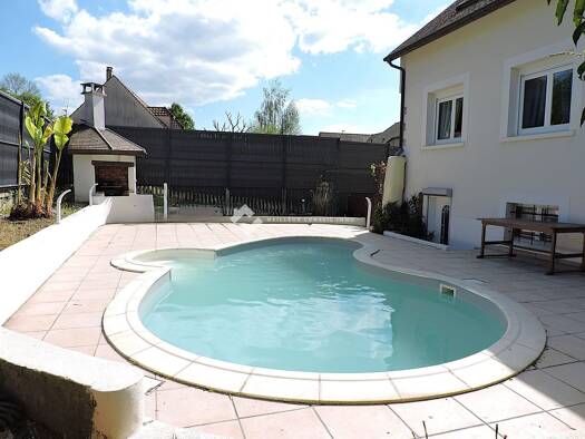 Maison à vendre 473 000 € 6 pièces 4 chambres 175 m² 546 m² de terrain Dampmart 77400