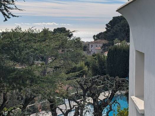 Appartement en viager occupé Bouquet 234 400 € 3 pièces 2 chambres 81 m² Étage 1/9 Maurice Jeanpierre Le Cannet 06110