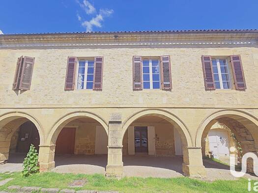 Maison à vendre 336 000 € 7 pièces 3 chambres 188 m² 315 m² de terrain Saint-Macaire 33490