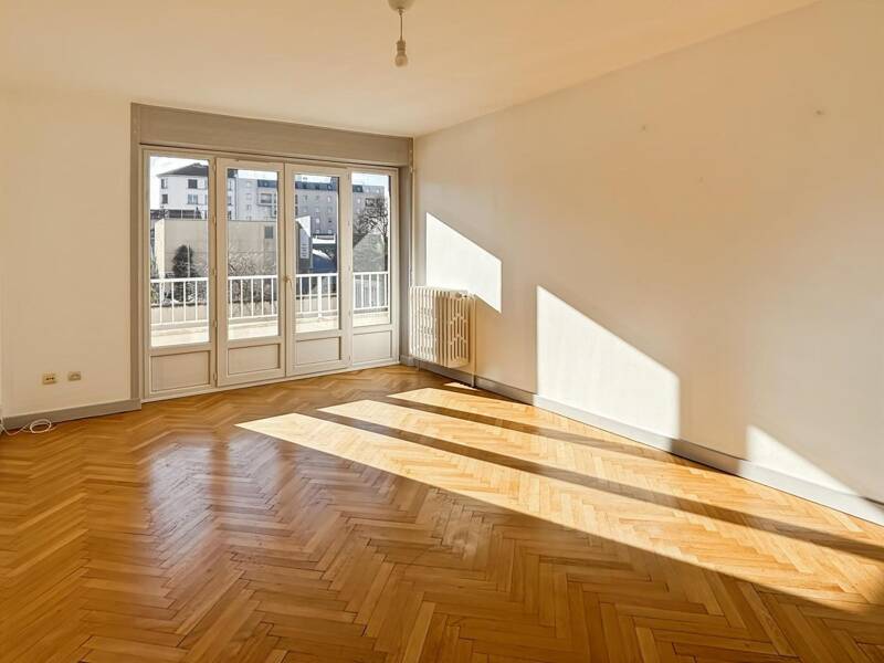 Maison à louer, 48m², LYON 8E