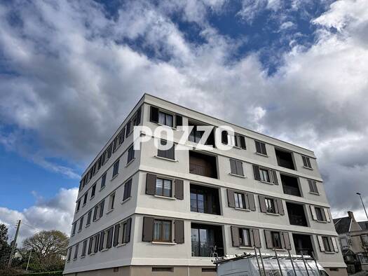 Appartement à vendre 279 000 € 4 pièces 3 chambres 94 m² Étage 3/3 Donville-les-Bains 50350