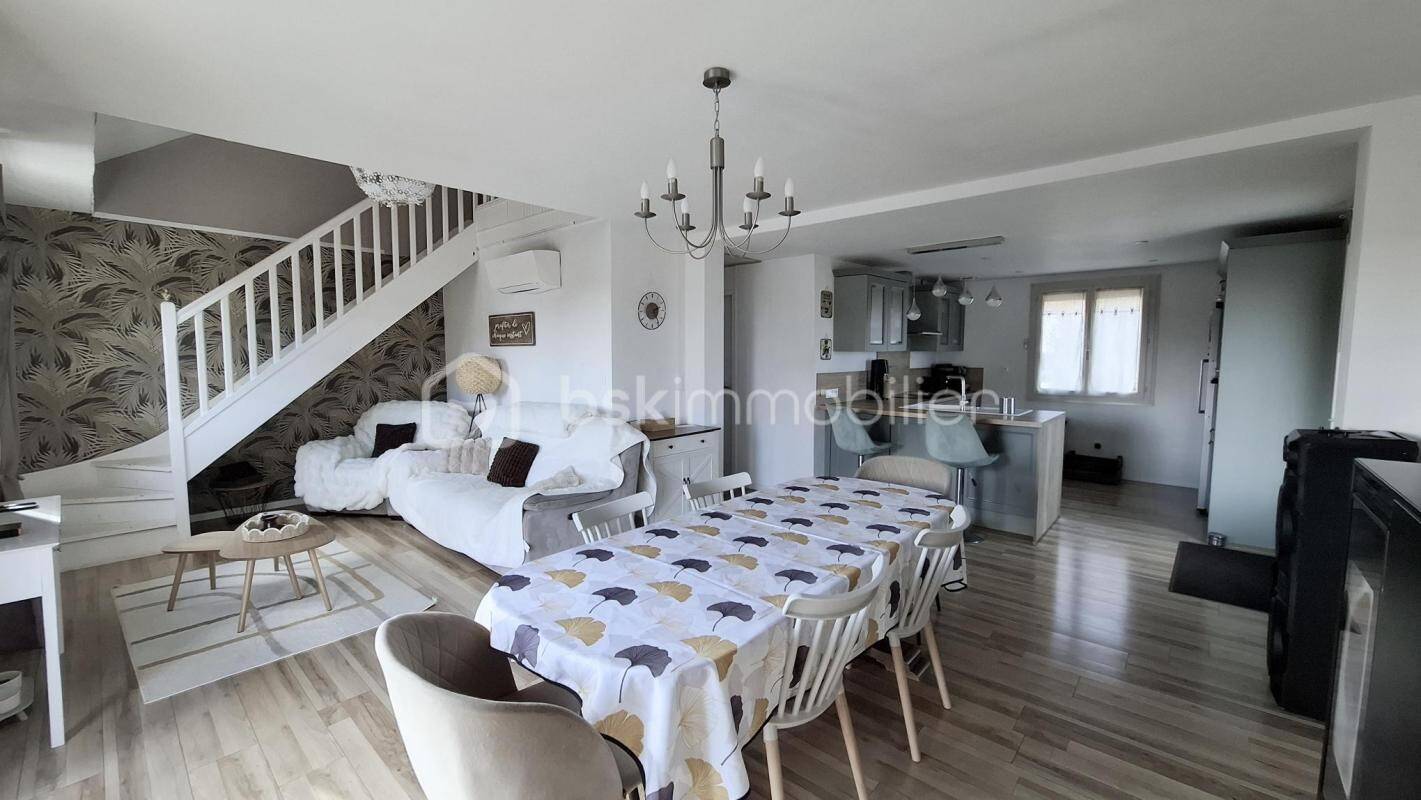 Maison à vendre, 122m², ESTOUCHES