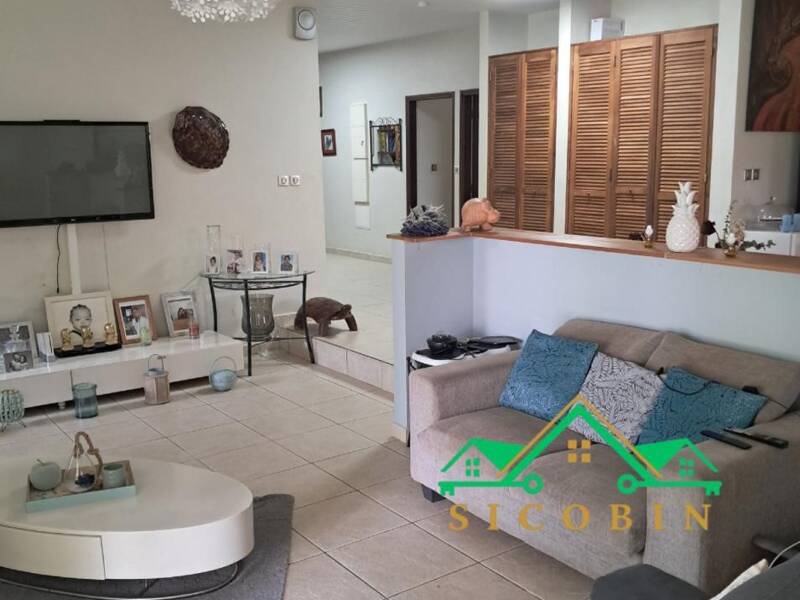 Maison à vendre, 173m², REMIRE MONTJOLY