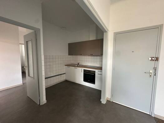 Appartement à louer 600 € 3 pièces 2 chambres 53,5 m² Étage 2/2 Prades 66500