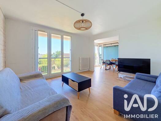 Appartement à vendre 166 000 € 5 pièces 3 chambres 88 m² Étage 3/3 Alouette Joué-lès-Tours 37300