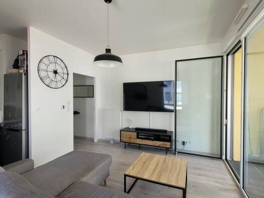 Appartement à vendre 205 000 € 2 pièces 1 chambre 41 m² 1er étage ZA Sainte-Anne-Zone Portuaire Nantes 44200
