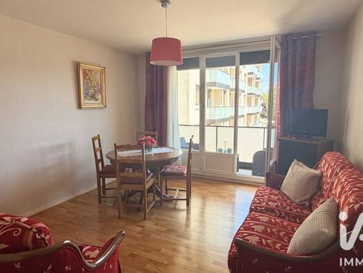 Appartement à vendre 122 000 € 3 pièces 2 chambres 55 m² 1er étage Mermoz Clos du Hameau-Vieux Bourg Saint-Jean-de-Braye 45800