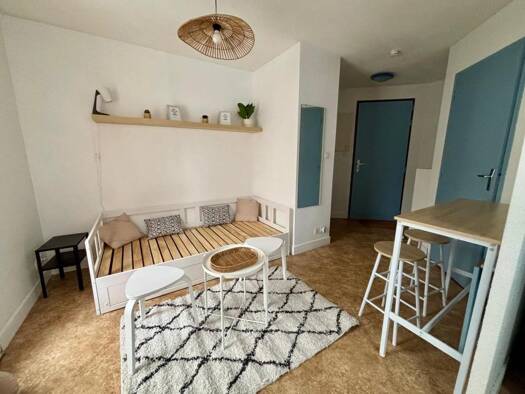 Appartement à louer 450 € 1 pièce 19 m² RDC Saint Eloi-Touffenet-Breuil-Mingot Poitiers 86000