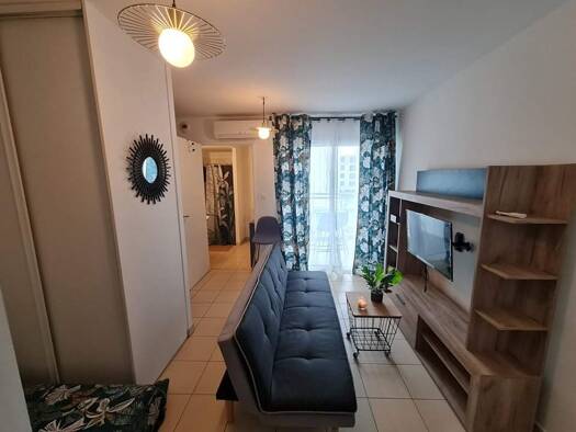 Appartement à louer 527 € 1 pièce 19,1 m² 1er étage Sainte-Clotilde Saint-Denis 97490