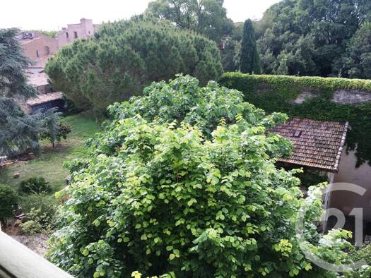 Duplex à louer 630 € 3 pièces 2 chambres 65 m² 2ème étage Pézenas 34120