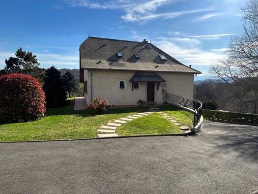 Maison à vendre 279 000 € 5 pièces 4 chambres 120 m² 2 463 m² de terrain Barcus 64130