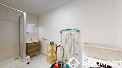 Appartement à louer 751 € 1 pièce 3 chambres 9 m² 2ème étage Montigny-le-Bretonneux 78180