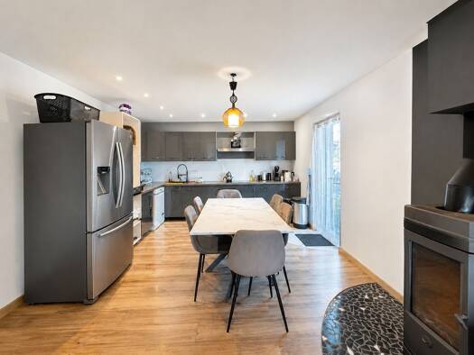 Immeuble à vendre 264 000 € 176,9 m² Nommay 25600