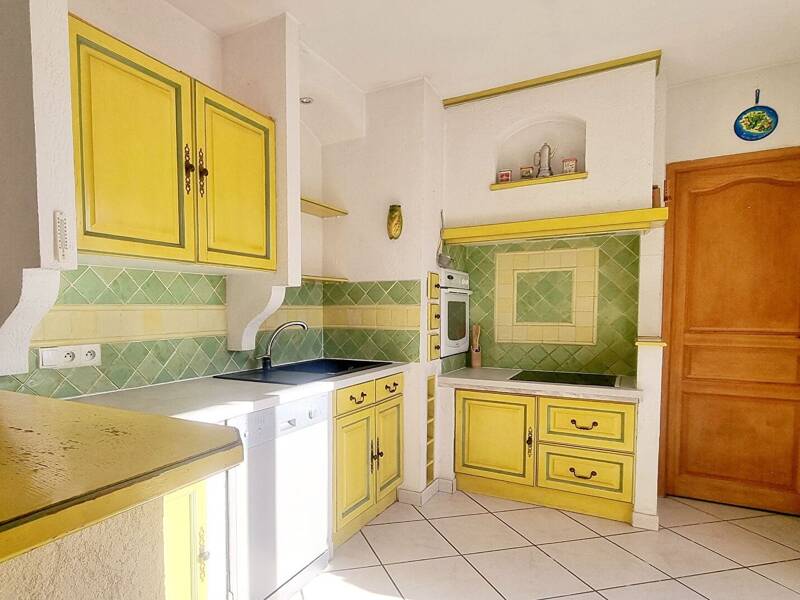 Maison à louer, 103m², SENAS