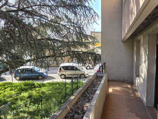 Appartement à vendre 95 000 € 1 pièce 38,3 m² RDC/4 Berriat-Ampere Grenoble 38000