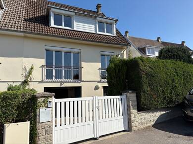 Maison à louer 1 162 € 4 pièces 3 chambres 101 m² 1 m² de terrain Montivilliers 76290
