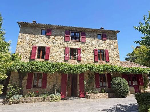 Maison à vendre 790 000 € 7 pièces 5 chambres 18 000 m² de terrain Saint-Jean-du-Gard 30270