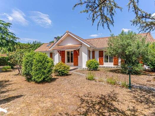 Maison à vendre 416 960 € 6 pièces 3 chambres 125 m² 5 094 m² de terrain Marnieres Blanquefort 33290