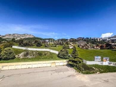 Appartement à vendre 299 000 € 3 pièces 48 m² Dernier étage, Étage 4/4 Auron Auron 06660