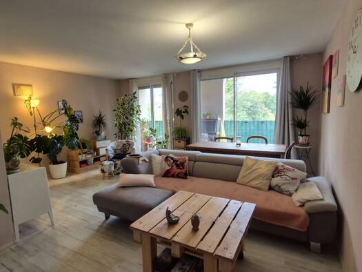 Appartement à vendre 157 000 € 4 pièces 3 chambres 90,1 m² Étage 3/13 Pau 64000