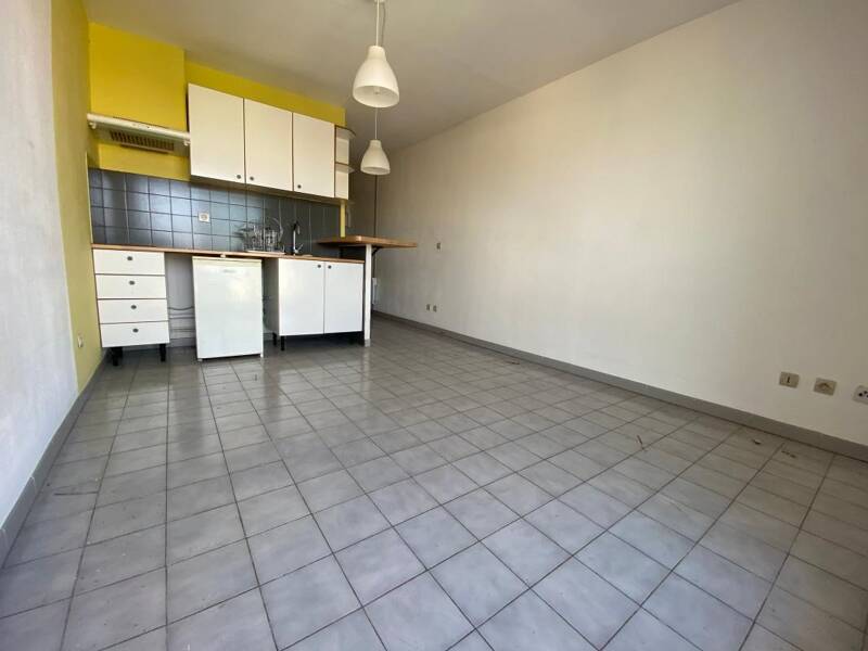 Maison à louer, 27m², LUNEL