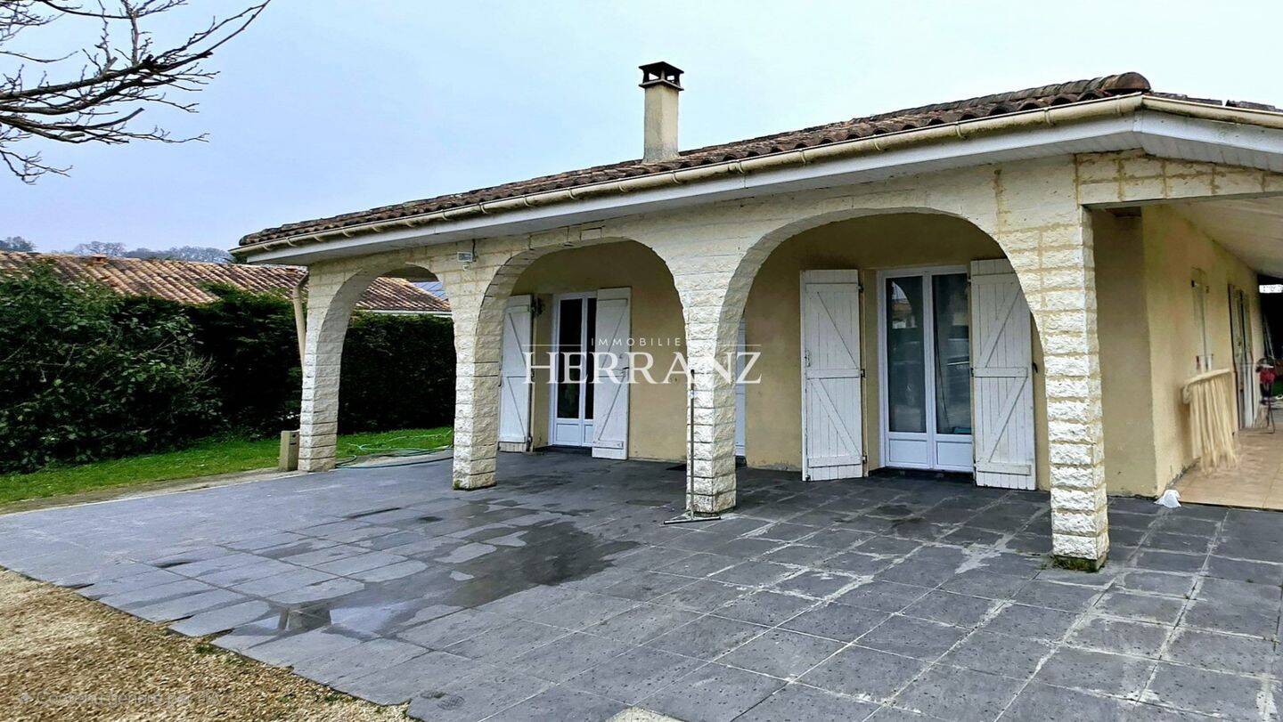 Maison à vendre, 123m², LAMOTHE MONTRAVEL