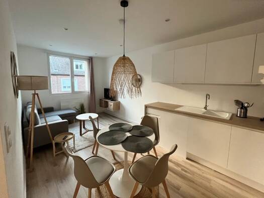Appartement à louer 1 100 € 2 pièces 2 chambres 37 m² 1er étage Faubourg de Hem Amiens 80000