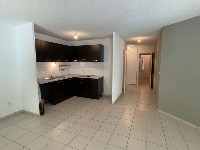 Maison à louer, 86m², LA SALVETAT SAINT GILLES