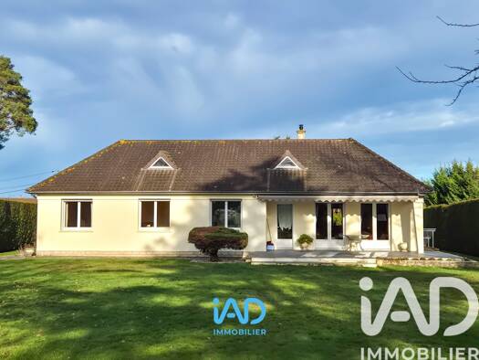 Maison de plain-pied à vendre 335 000 € 10 pièces 4 chambres 166 m² 2 147 m² de terrain Saint-André-de-l'Eure 27220