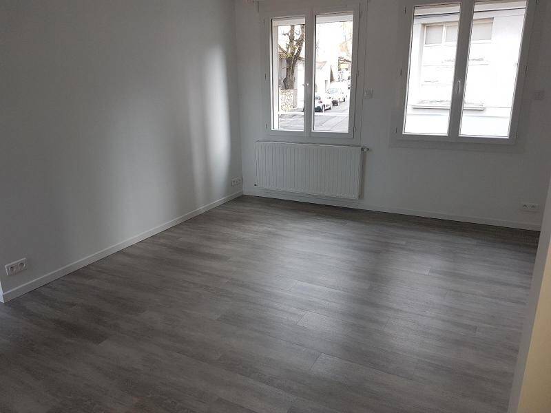 Maison à louer, 39m², AUBENAS