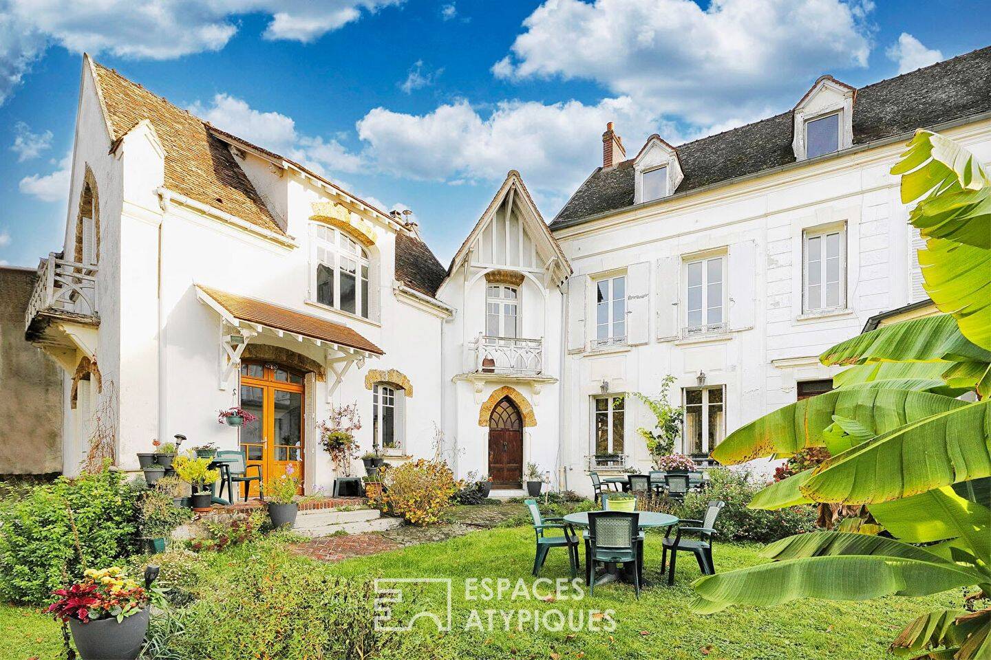 Maison à vendre, 358m², GERMIGNY L'EVEQUE
