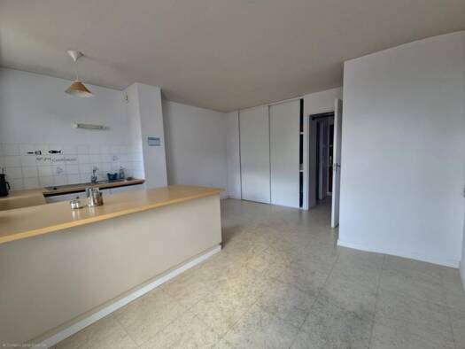 Appartement à vendre 123 500 € 1 pièce 26,62 m² RDC/4 Saint Augustin - Tauzin - Alphonse Dupeux Bordeaux 33000