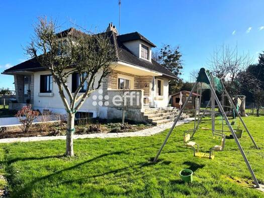 Maison de ville à vendre 205 000 € 5 pièces 3 chambres 115 m² 583 m² de terrain Vesly 27870