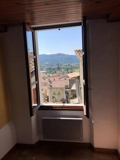 Appartement à louer 420 € 2 pièces 1 chambre 52 m² Centre Ville-La Baume-Le Gand Sisteron 04200