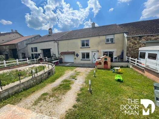 Maison à vendre 118 000 € 8 pièces 4 chambres 198 m² 2 174 m² de terrain Chézeaux 52400