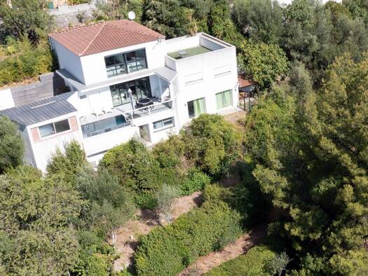 Maison à vendre 549 000 € 7 pièces 5 chambres 152 m² 732 m² de terrain Sollies Toucas 83210