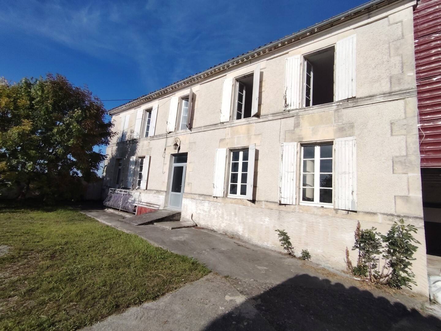 Maison à vendre, 180m², GENSAC LA PALLUE