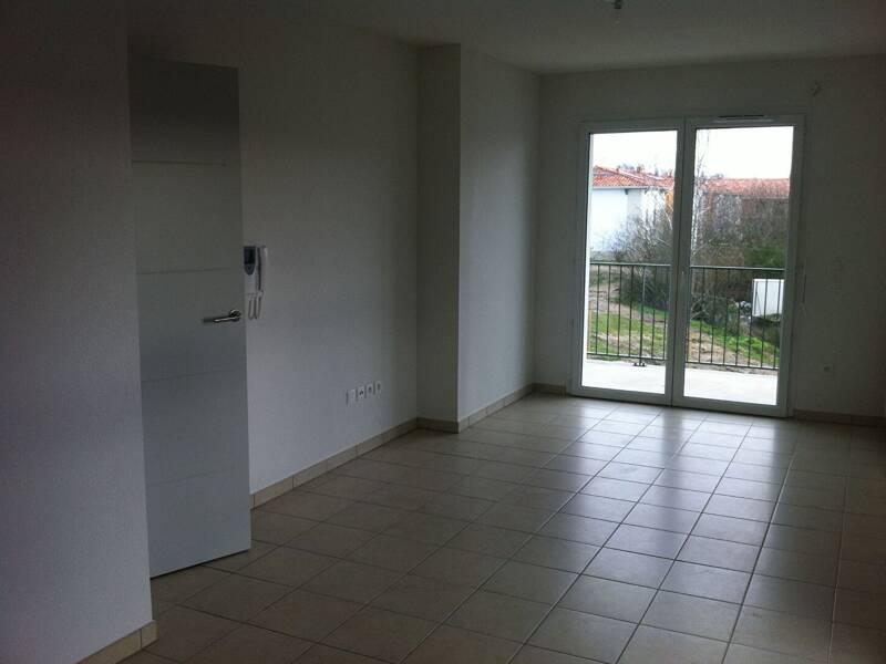 Maison à louer, 39m², AMBARES ET LAGRAVE