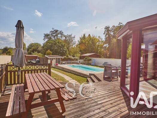 Maison à vendre 660 000 € 5 pièces 4 chambres 168 m² 1 000 m² de terrain Les Eyquems Mérignac 33700