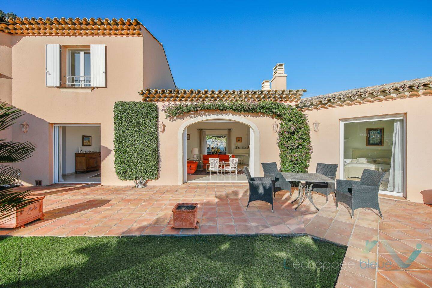 Maison à vendre, 247m², GRIMAUD