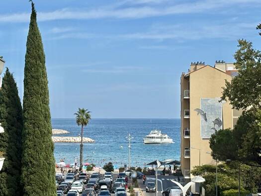 Appartement à vendre 556 500 € 4 pièces 3 chambres 73 m² 3 étages Le Lavandou 83980