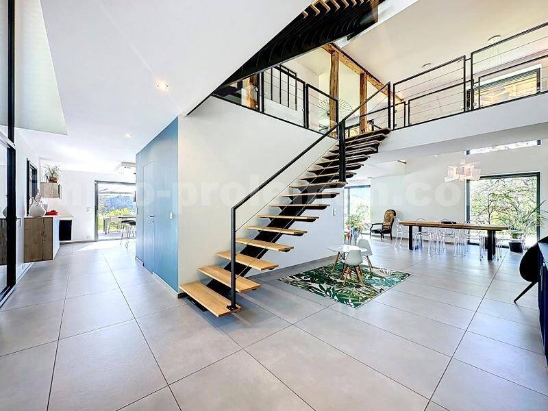 Maison à vendre, 486m², PERS JUSSY