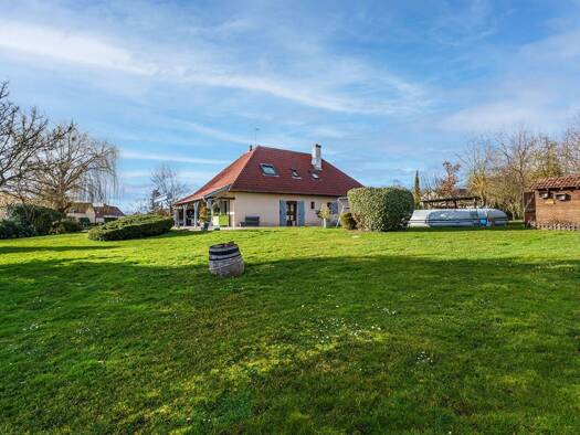 Maison à vendre 359 000 € 6 pièces 4 chambres 157 m² 3 512 m² de terrain Ruffey-lès-Beaune 21200