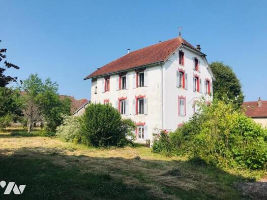 Maison à vendre 250 000 € 7 pièces 5 chambres 235 m² 2 014 m² de terrain Bonnevent-Velloreille 70700