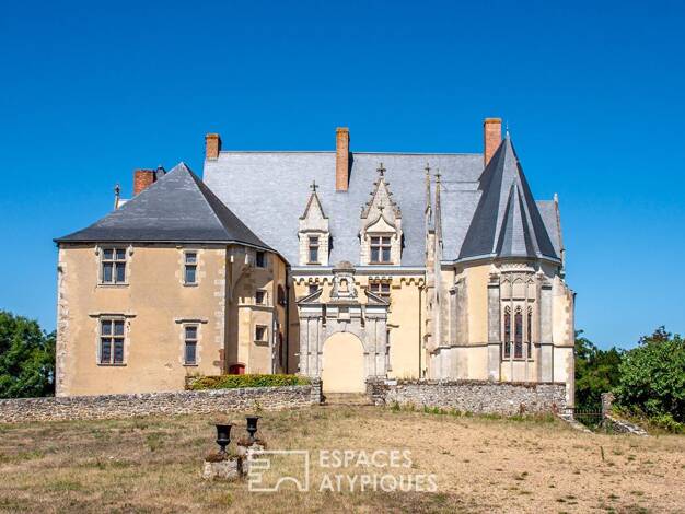 Château à vendre 2 579 000 € 23 pièces 8 chambres 1 400 m² 362 543 m² de terrain Saint-Ouen-en-Champagne 72350