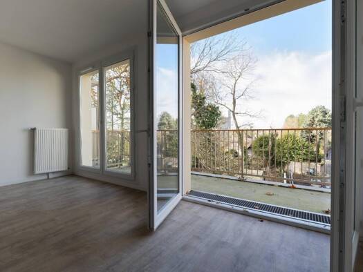 Appartement à louer 890 € 2 pièces 1 chambre 50 m² 2ème étage Rive Droite-Apport Paris Gare Corbeil-Essonnes 91100