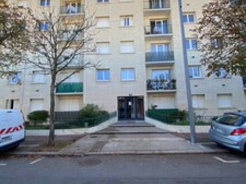 Maison à louer, 28m², SAINT MAUR DES FOSSES